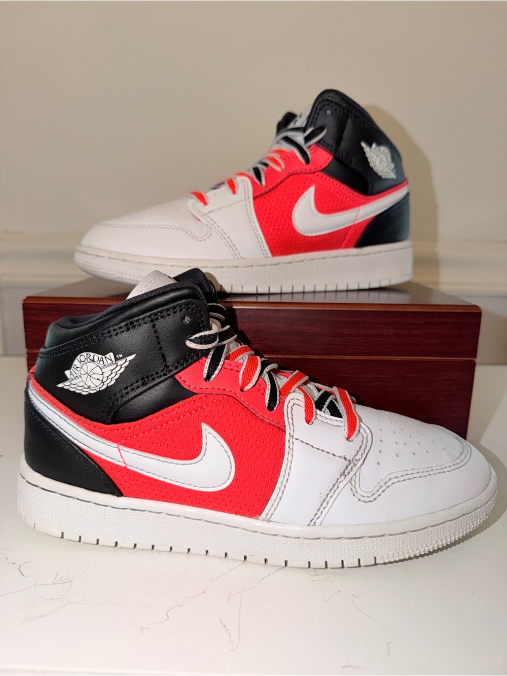 Nike Air Jordan 1 Mid GS Infrared White Black Youth Size 3.5Y